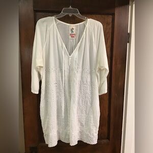 Johnny Was White Eyelet Tunic Blouse XL